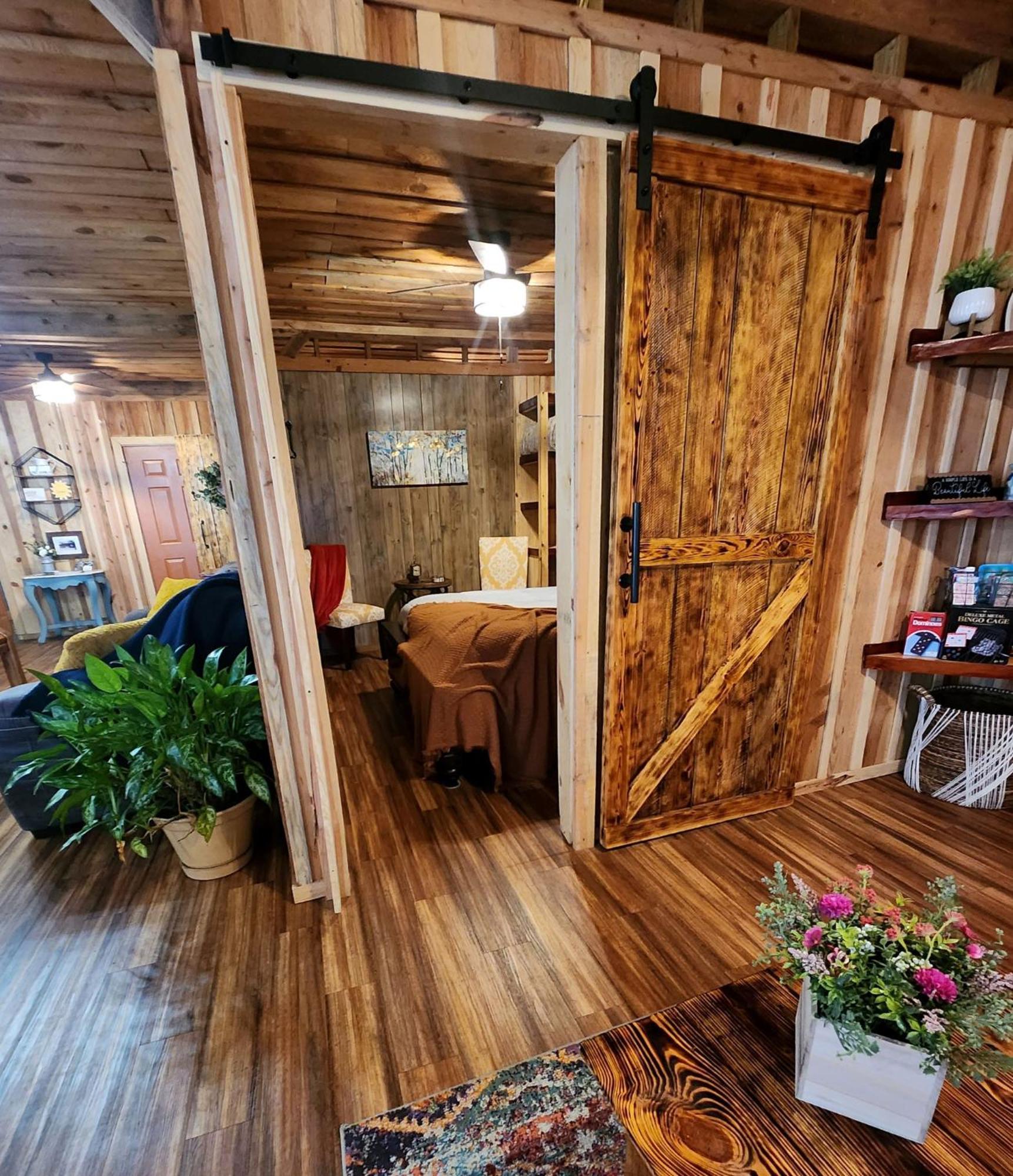 Unique Country Cabin Meets Farmhouse Modern!!! Mena Extérieur photo