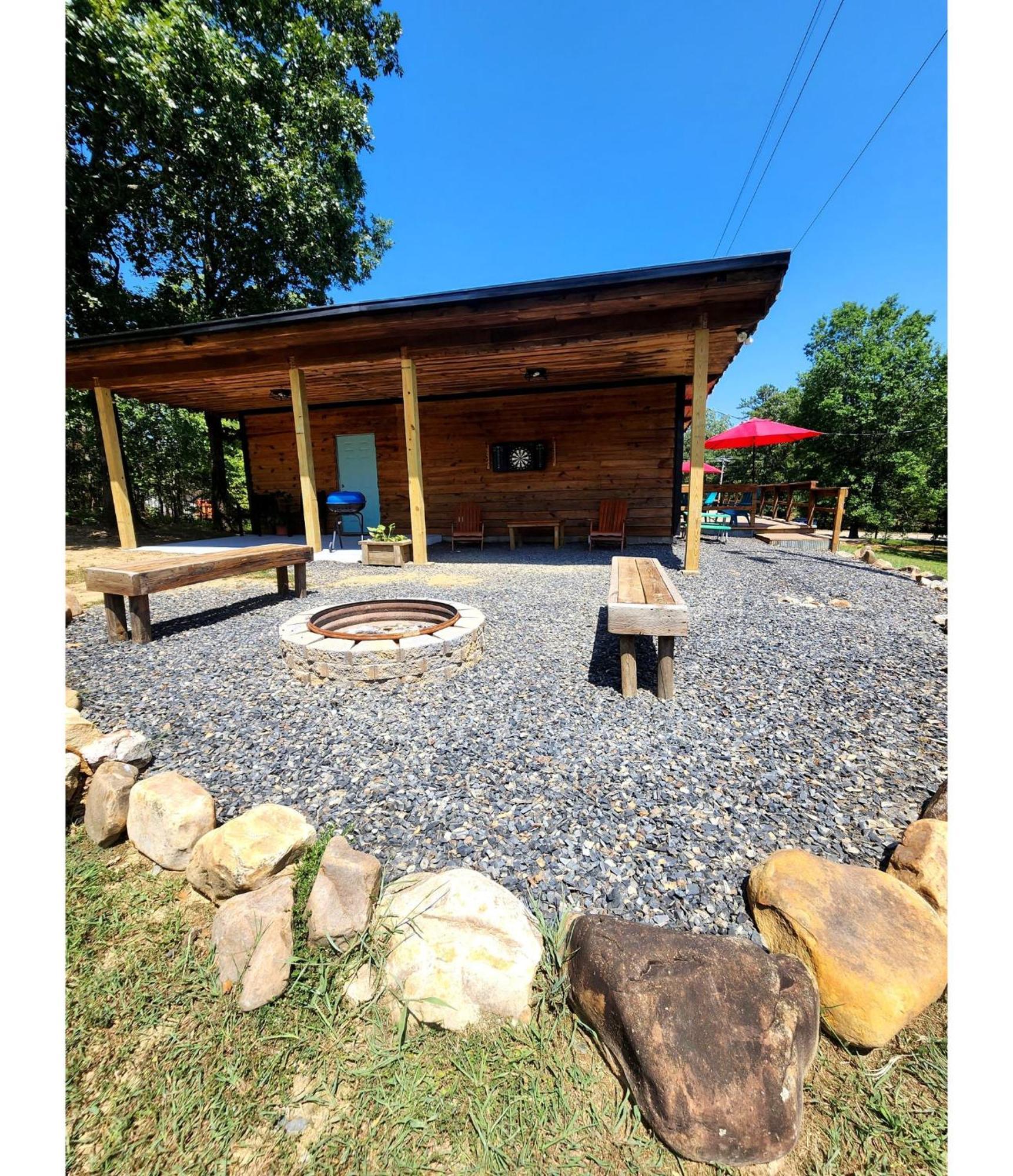 Unique Country Cabin Meets Farmhouse Modern!!! Mena Extérieur photo
