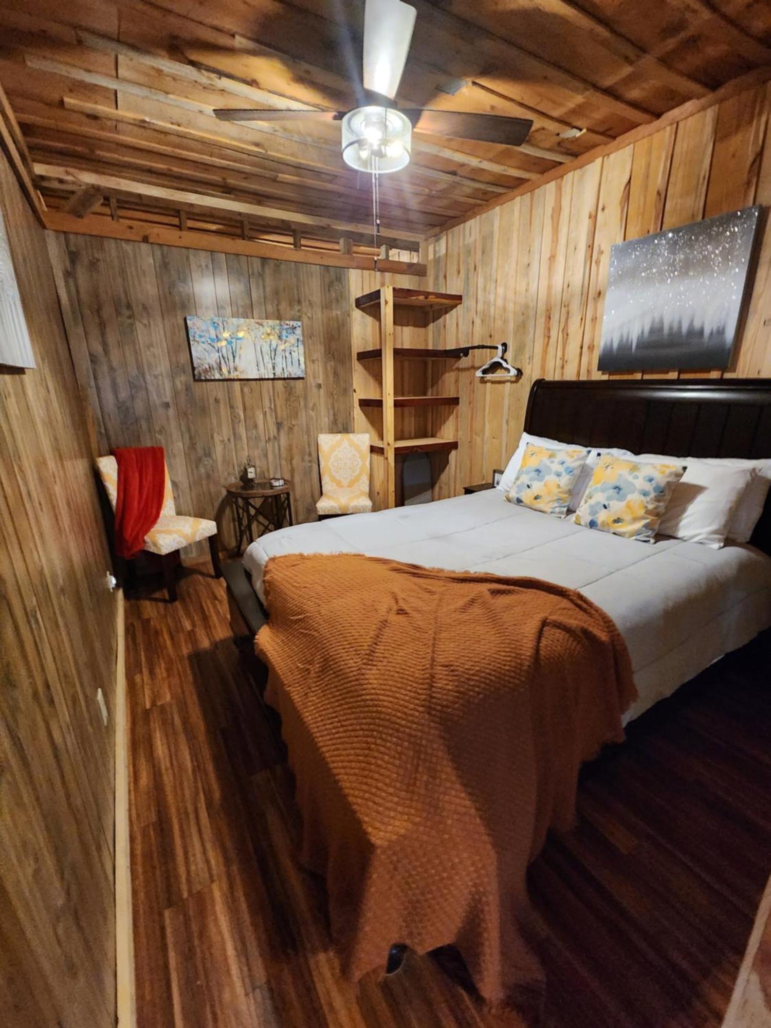 Unique Country Cabin Meets Farmhouse Modern!!! Mena Extérieur photo