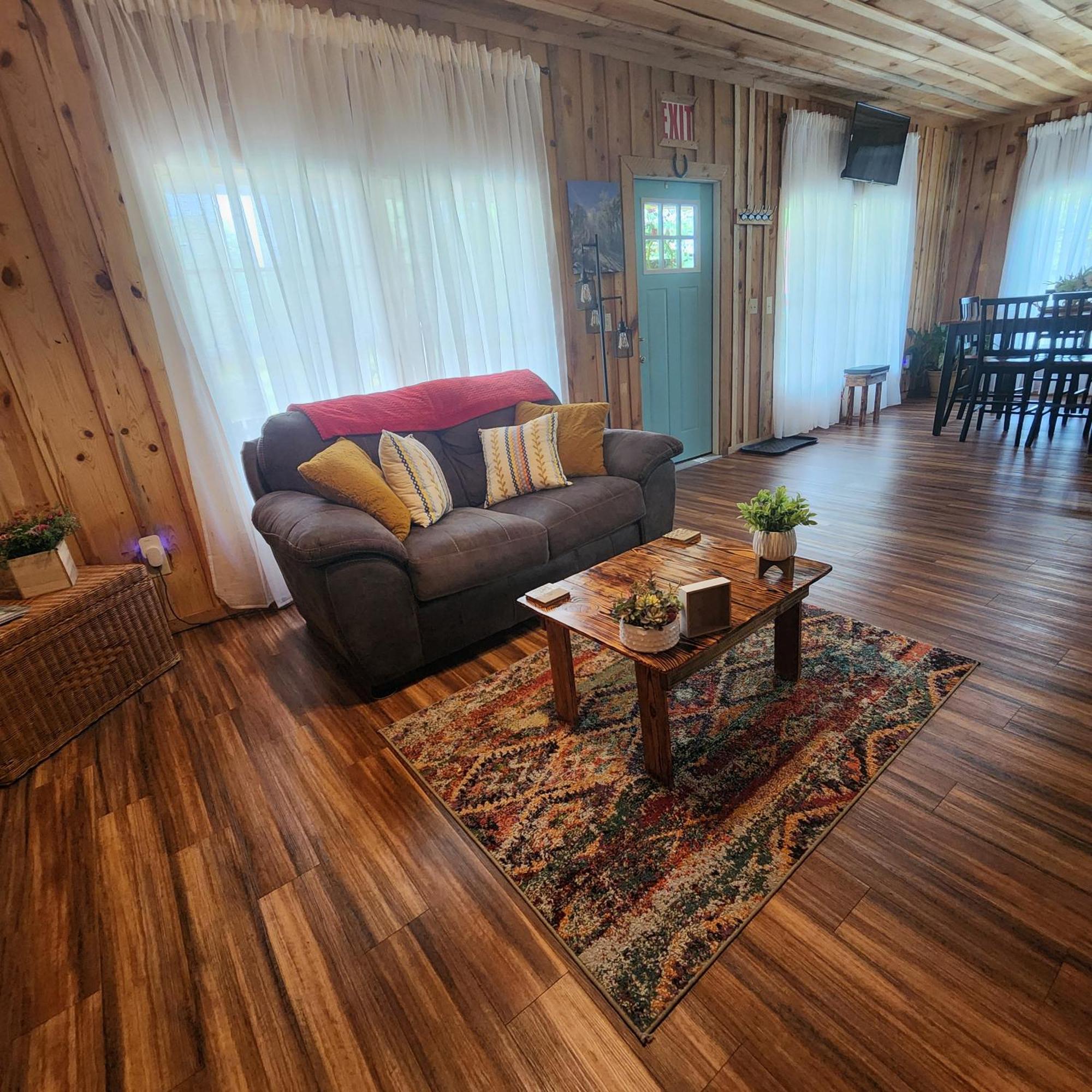 Unique Country Cabin Meets Farmhouse Modern!!! Mena Extérieur photo