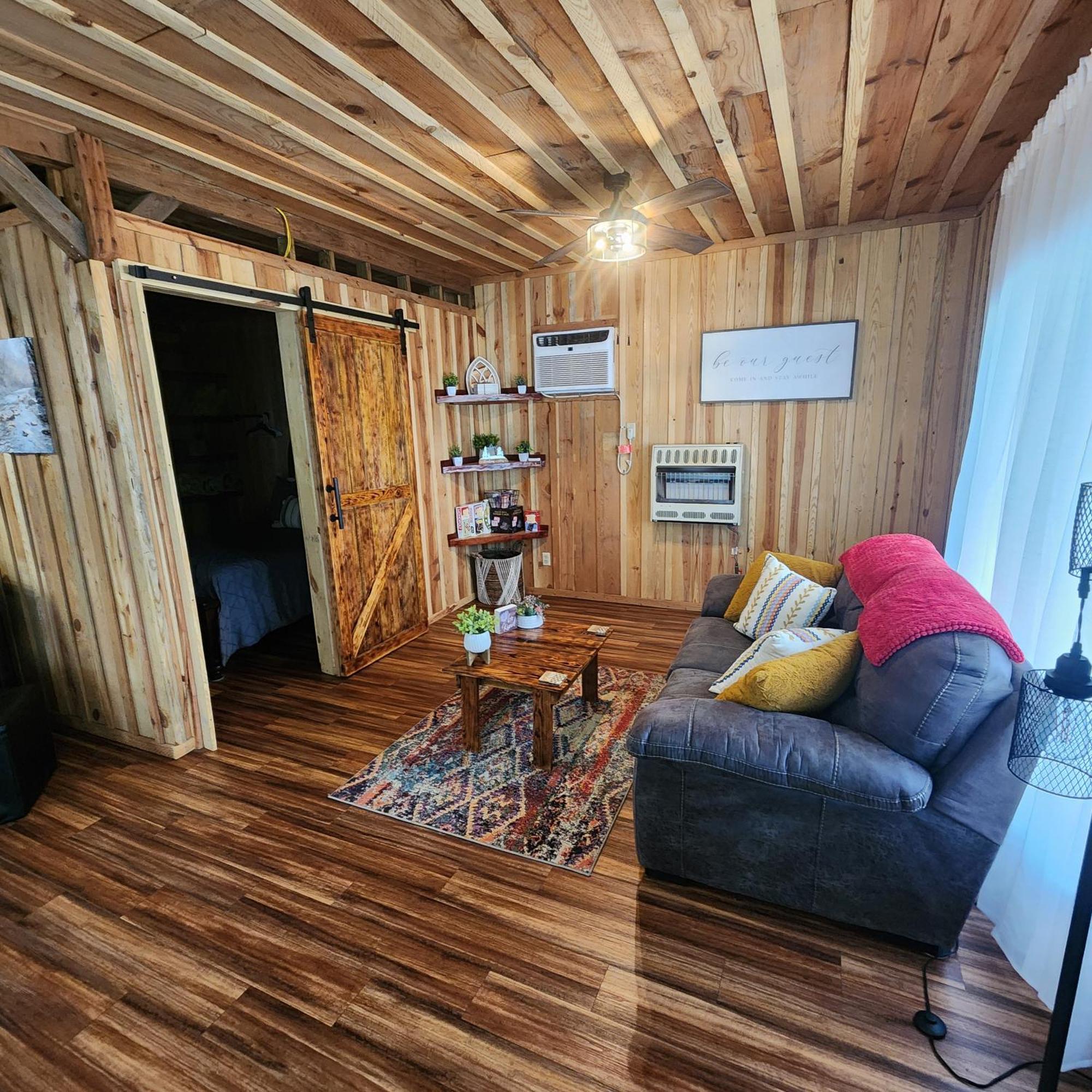 Unique Country Cabin Meets Farmhouse Modern!!! Mena Extérieur photo