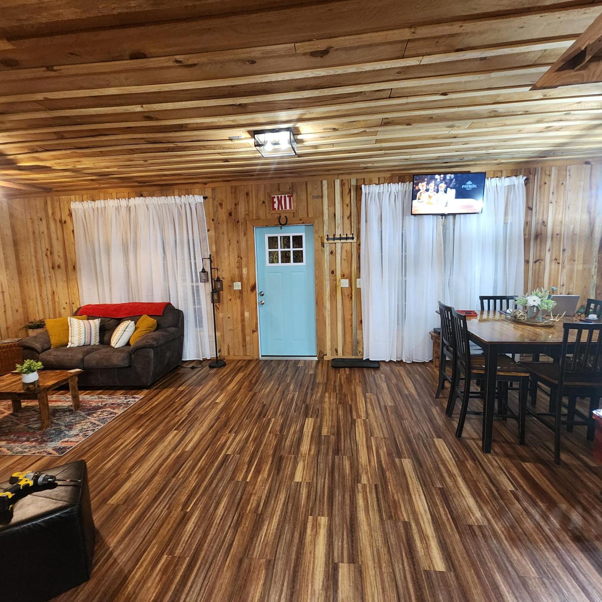 Unique Country Cabin Meets Farmhouse Modern!!! Mena Extérieur photo