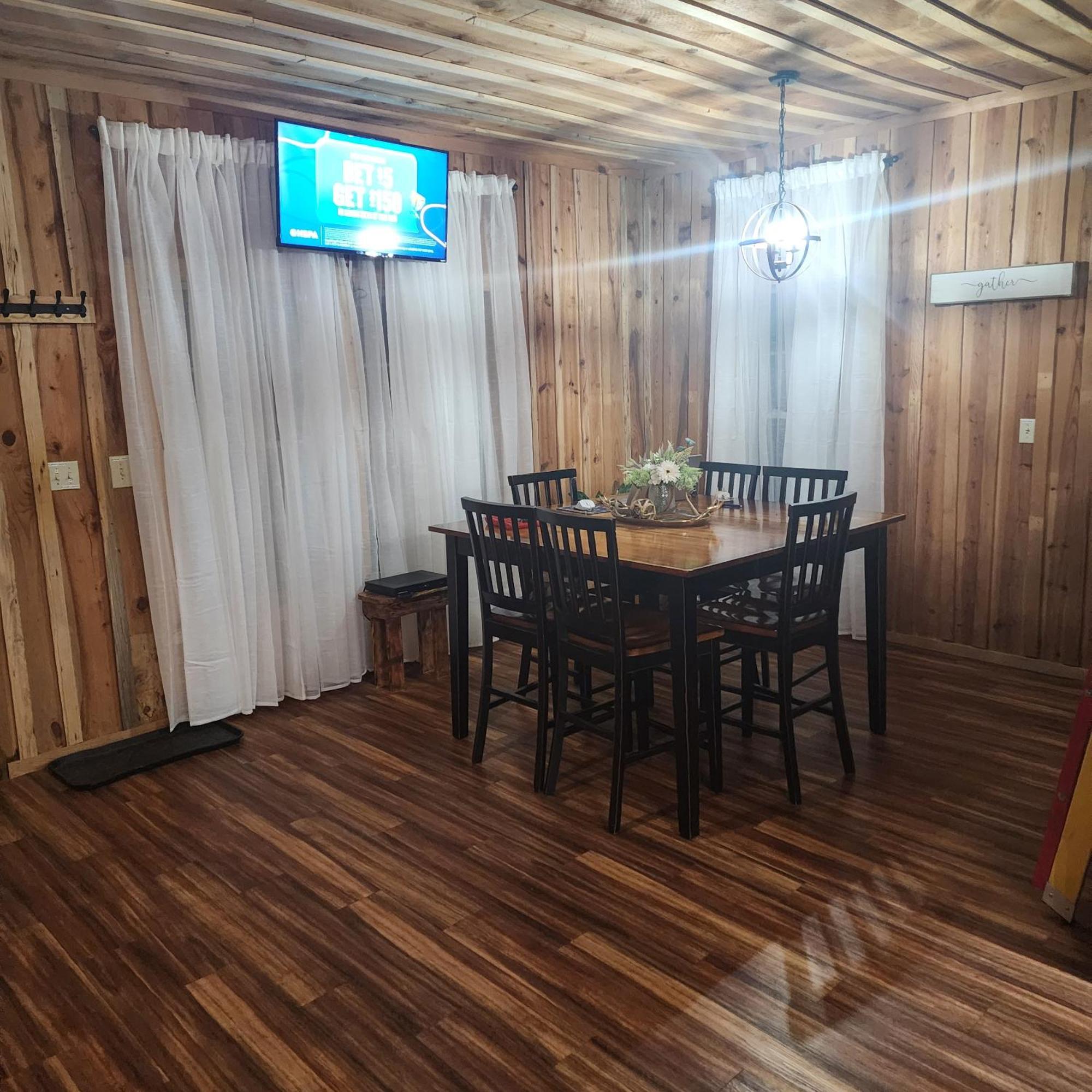 Unique Country Cabin Meets Farmhouse Modern!!! Mena Extérieur photo